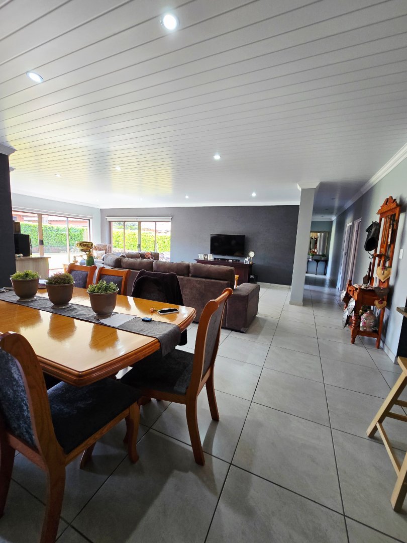 3 Bedroom Property for Sale in Wilkoppies North West